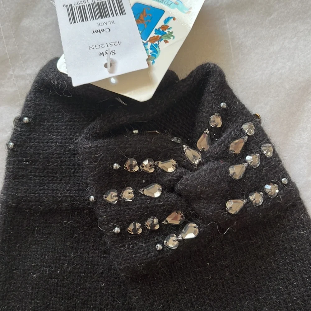 Portolano Black Knit Gloves – Rhinestone Bow Detail, One Size